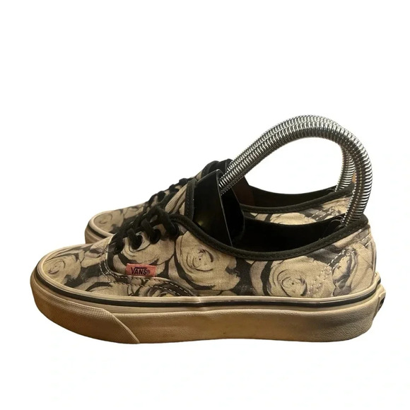 Vans Authentic Digi Roses Floral Lace Up Skateboard Sneakers Men's 4.5/Women's 6 - Picture 7 of 9